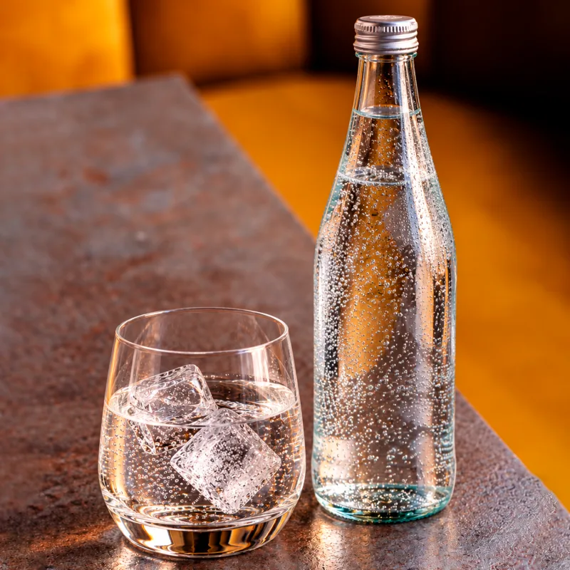 Agua con gas